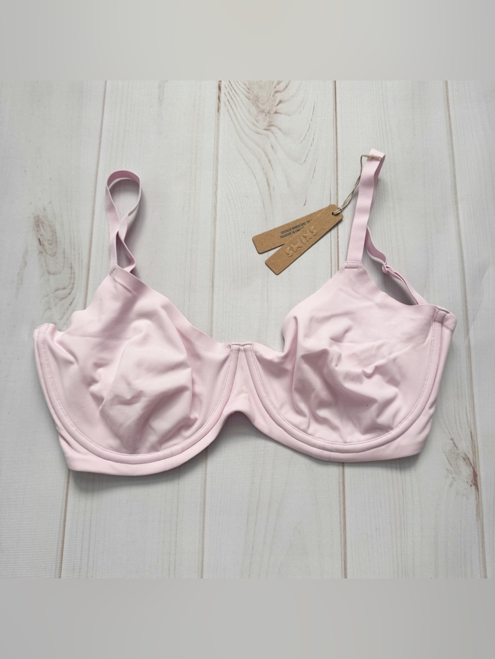 SKIMS Fits Everybody Unlined Demi Bra NWT size 32H cherry blossom - Picture 3 of 5